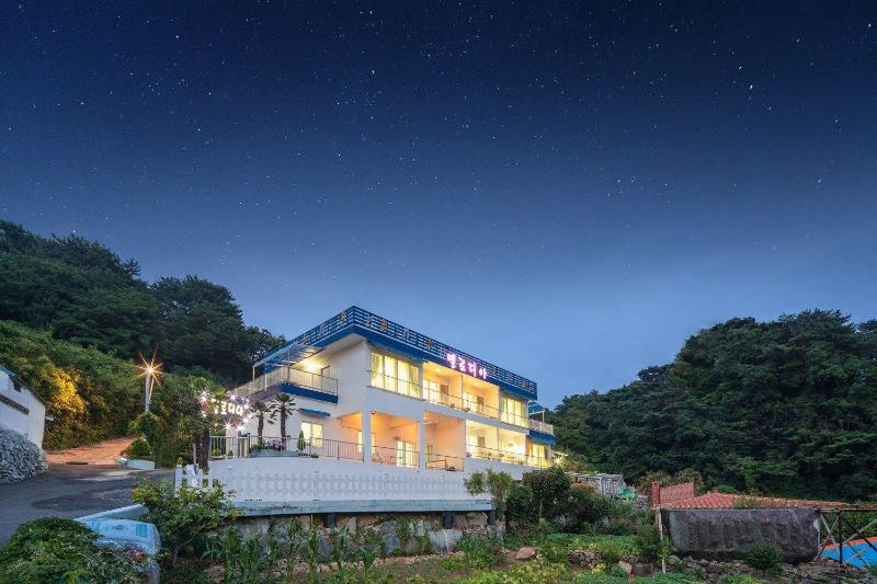 Отель Melodia Pension