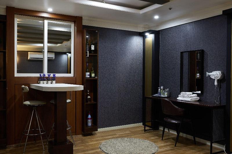 בית מלון כפרי Headone