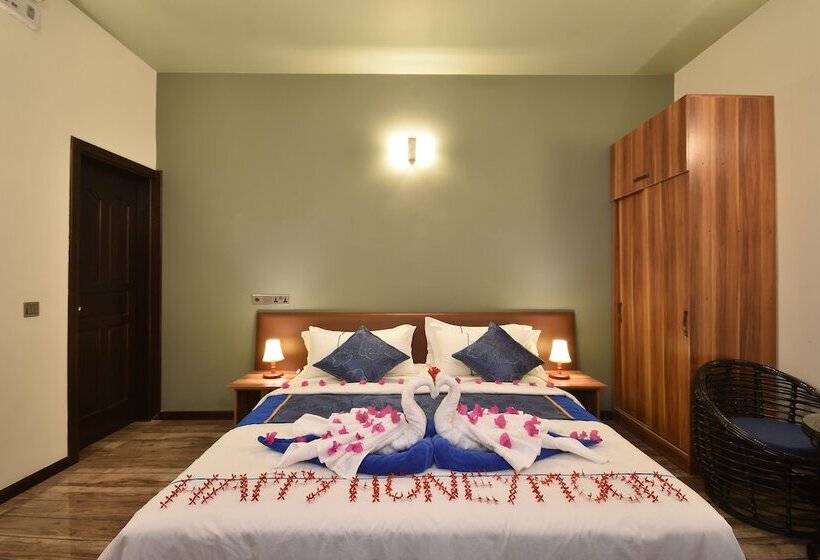 هتل Island Home Inn