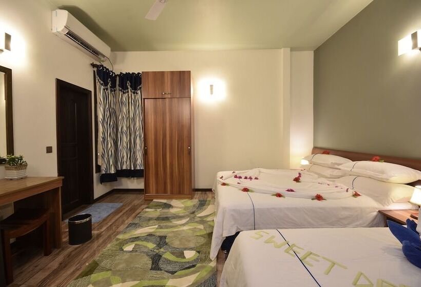 هتل Island Home Inn