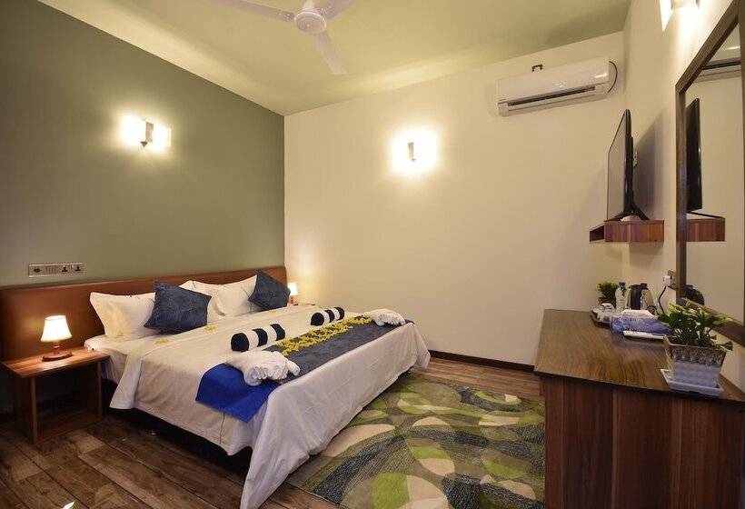 هتل Island Home Inn