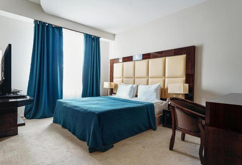 בית מלון כפרי Jermuk Ashkhar Sanatorium