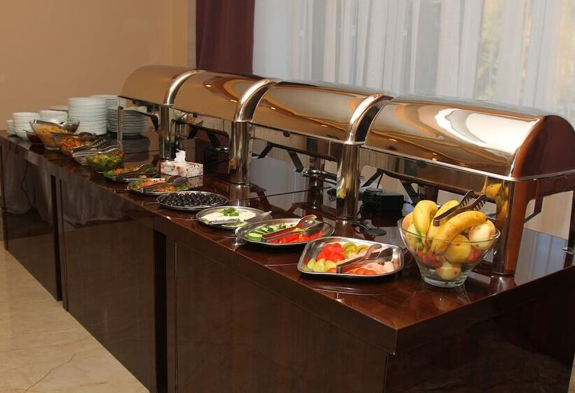 בית מלון כפרי Jermuk Ashkhar Sanatorium