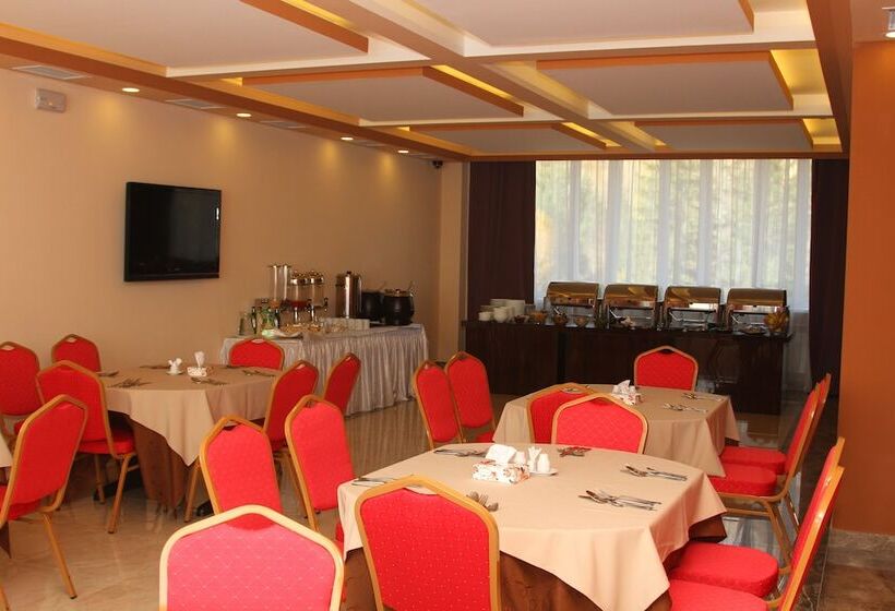 בית מלון כפרי Jermuk Ashkhar Sanatorium