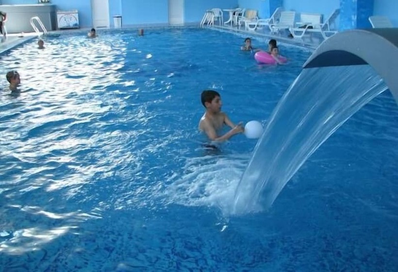 בית מלון כפרי Jermuk Ashkhar Sanatorium