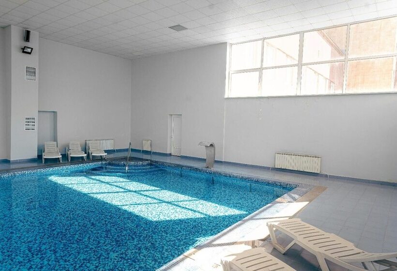 בית מלון כפרי Jermuk Ashkhar Sanatorium