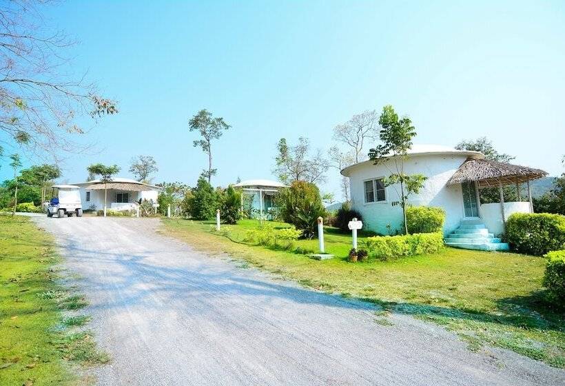 בית מלון כפרי Khun Khao Tamnan Prai Resort