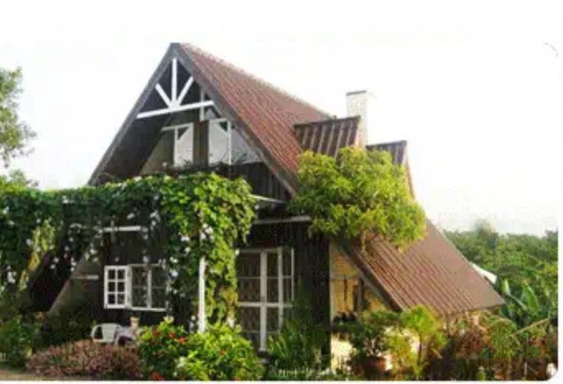 Отель Kiangmok Chalet