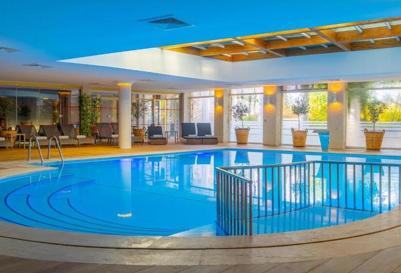 Отель Mark Warner Phokaia Beach Resort