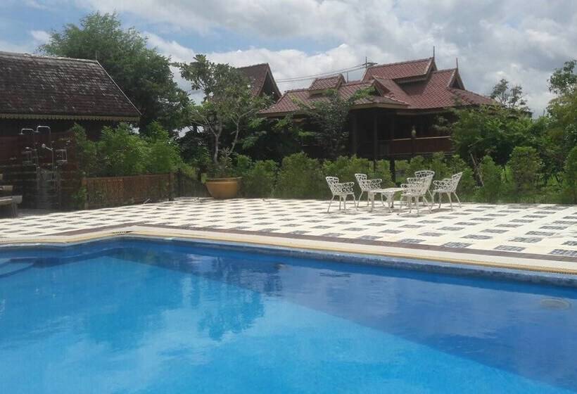 ホテル Nakaraj Princess Chiang Khong