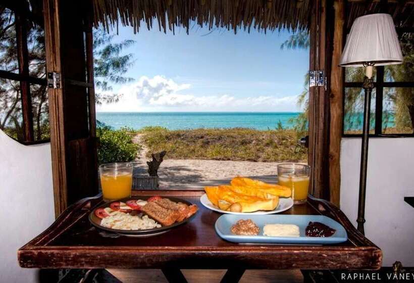 Отель Nzuwa Lodge