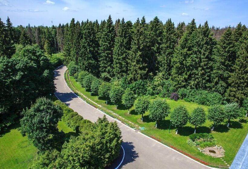 Отель Pansionat Zvenigorodskiy