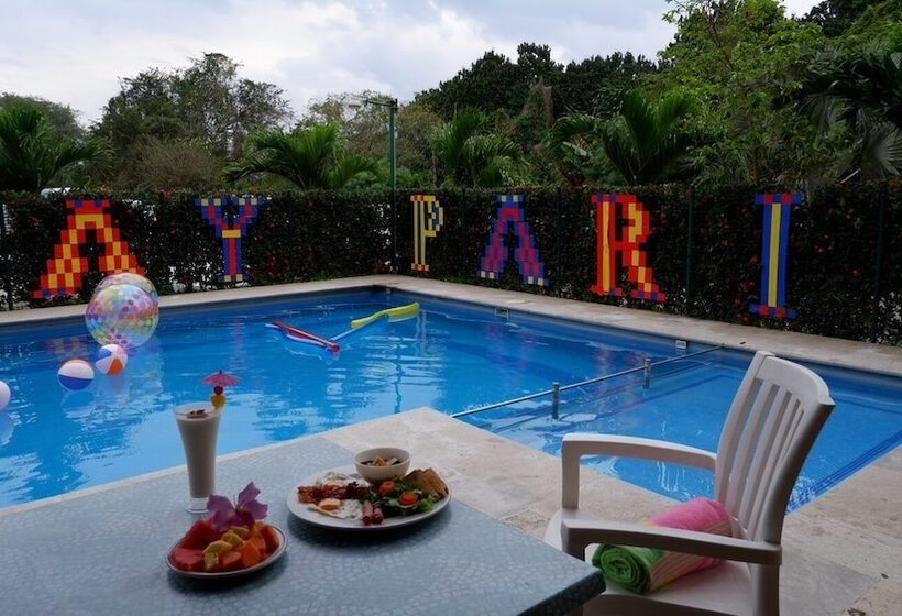 فندق Paris Fc Express