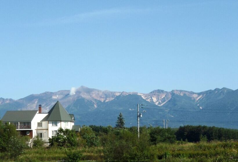فندق Pension Landscape Furano