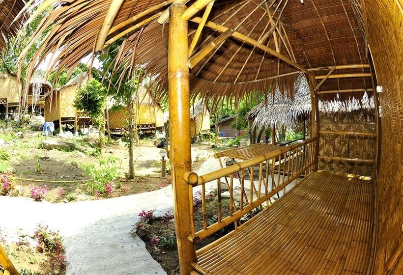 Отель Phi Phi Hill Bamboo Bungalow