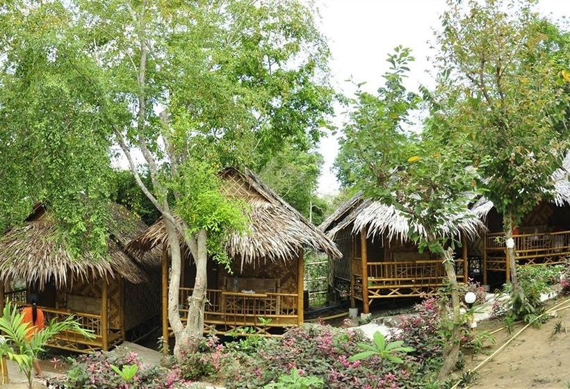 Отель Phi Phi Hill Bamboo Bungalow