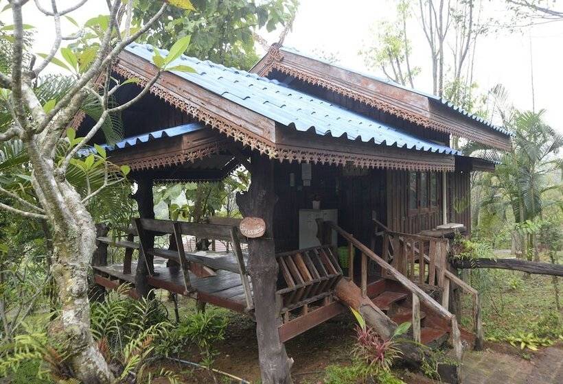 هتل Phuzai Kaew Resort