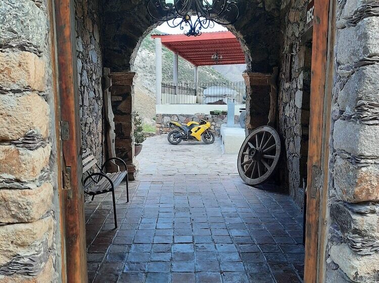 בית מלון כפרי Real Bonanza