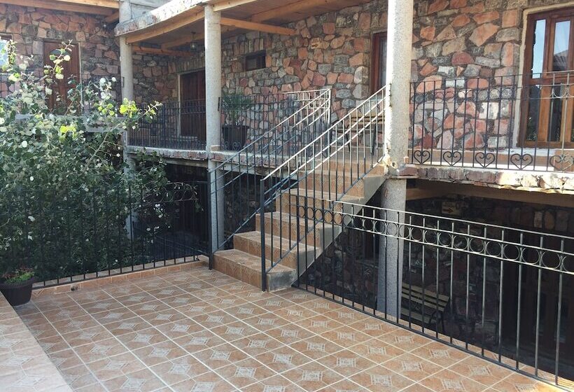 בית מלון כפרי Real Bonanza