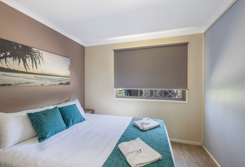 בית מלון כפרי Reflections Scotts Head   Holiday Park