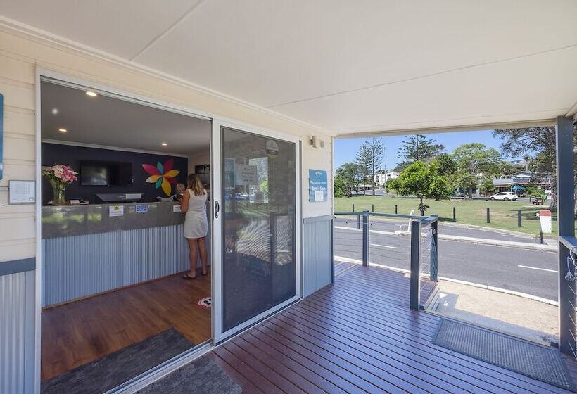 בית מלון כפרי Reflections Scotts Head   Holiday Park