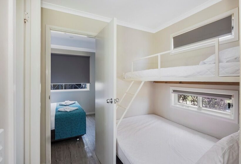 בית מלון כפרי Reflections Scotts Head   Holiday Park