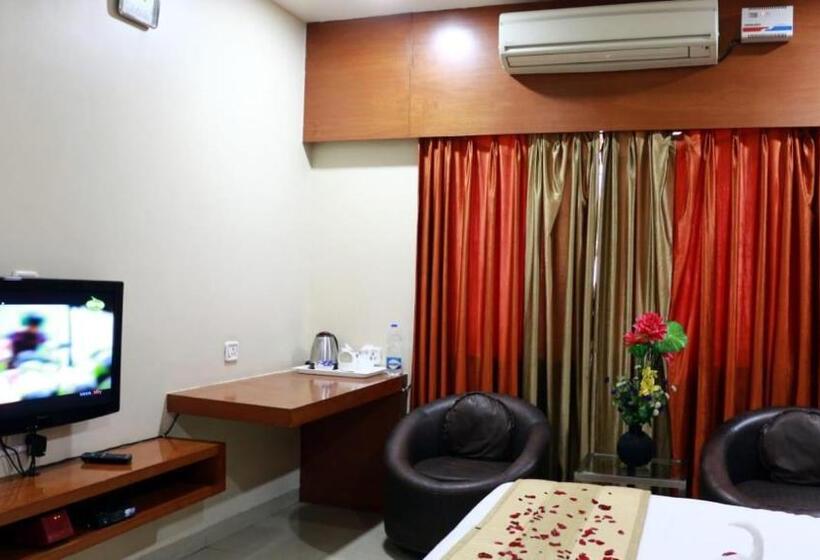 בית מלון כפרי Shri Khedapati International