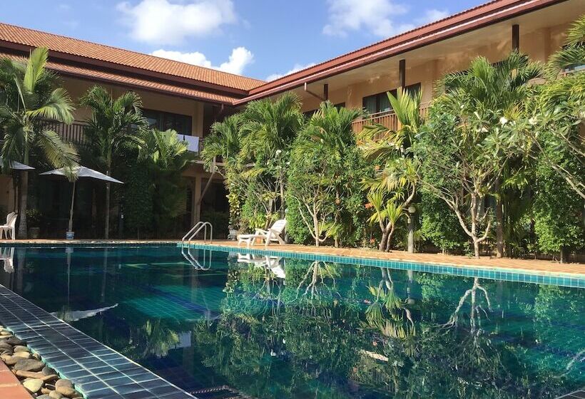 Отель Siam Tara Resort