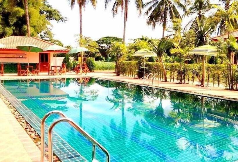 Отель Siam Tara Resort