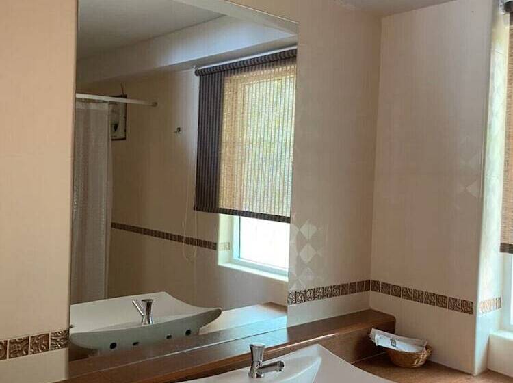 Отель The Triple M Mountain Resort