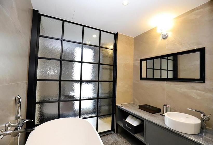 Hotel Uijeongbu Cloud