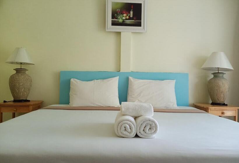 בית מלון כפרי Village Garden Bungalows Kho Mook