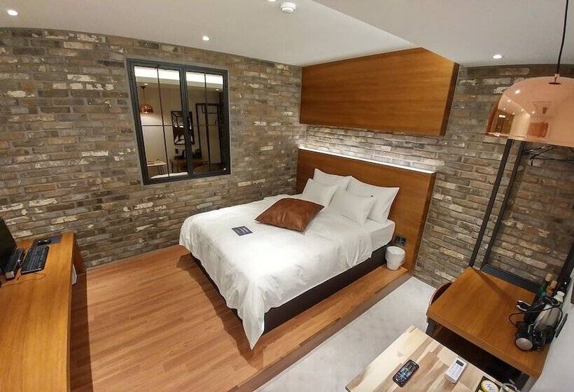 Hotel Yaja Siheung Jeongwang Branch