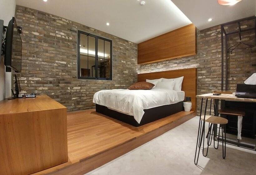 Hotel Yaja Siheung Jeongwang Branch