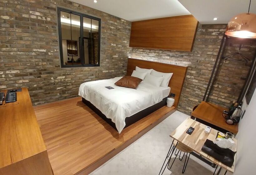 Hotel Yaja Siheung Jeongwang Branch