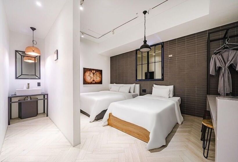 Hotel Yaja Siheung Jeongwang Branch