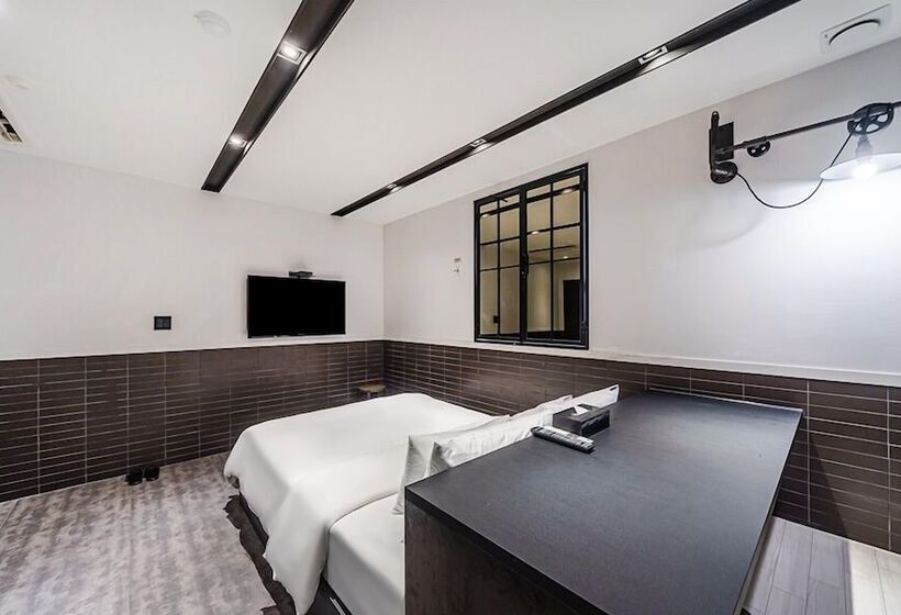 Hotel Yaja Siheung Jeongwang Branch