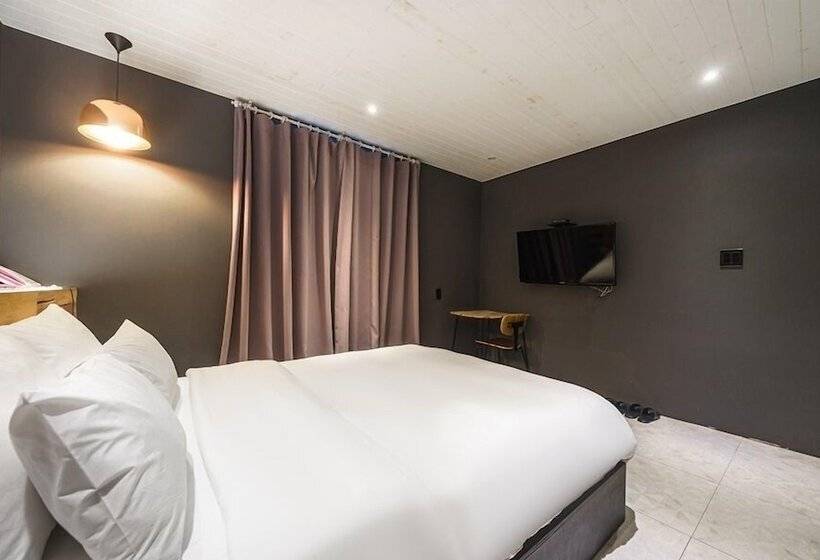 Hotel Yaja Siheung Jeongwang Branch