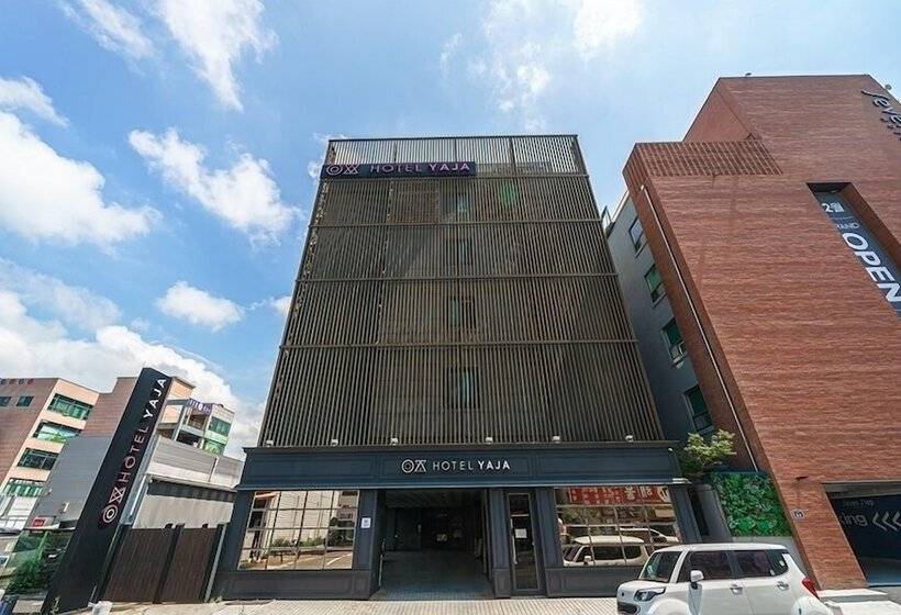 Hotel Yaja Siheung Jeongwang Branch