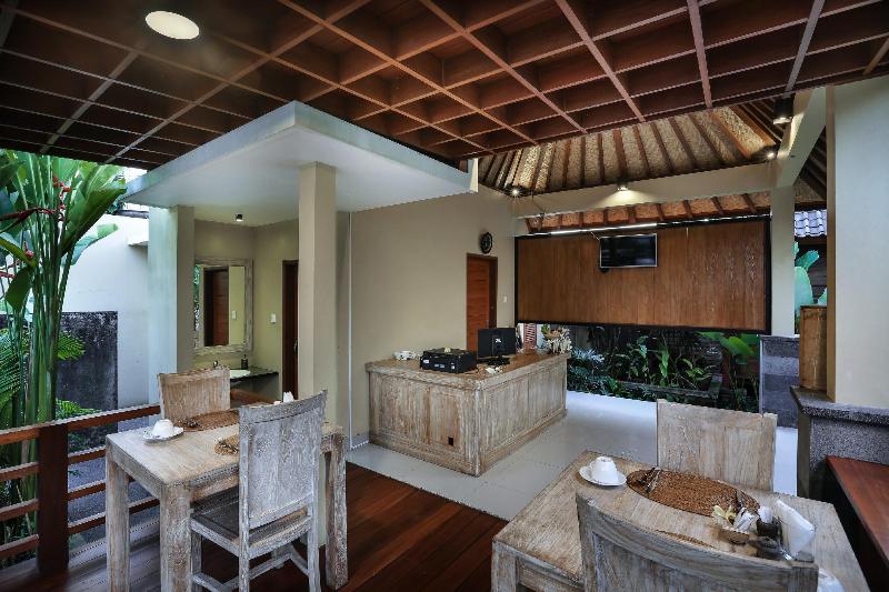 בית מלון כפרי Yana Villas Kemenuh By Pramana Villas