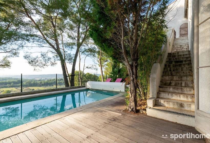 Le Mas Des Roches à Velaux