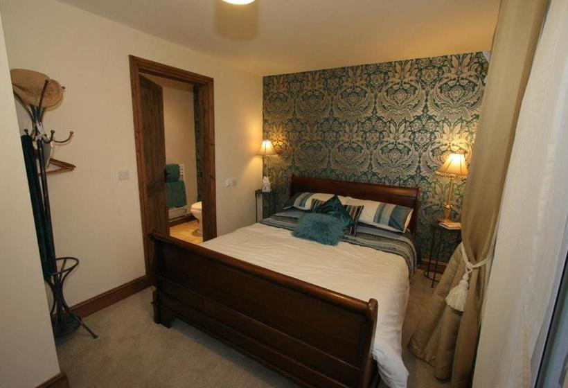 مبيت وإفطار Lime Tree Cottage