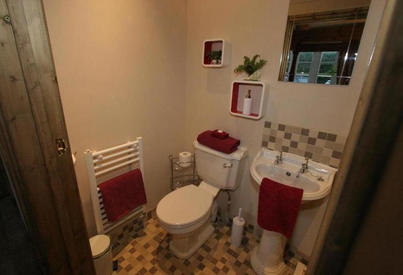 مبيت وإفطار Lime Tree Cottage