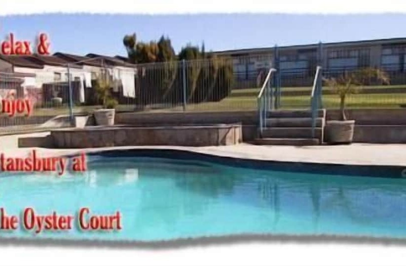 汽车旅馆  Oyster Court Apartments