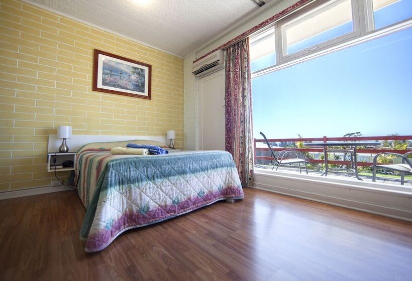 汽车旅馆  Oyster Court Apartments