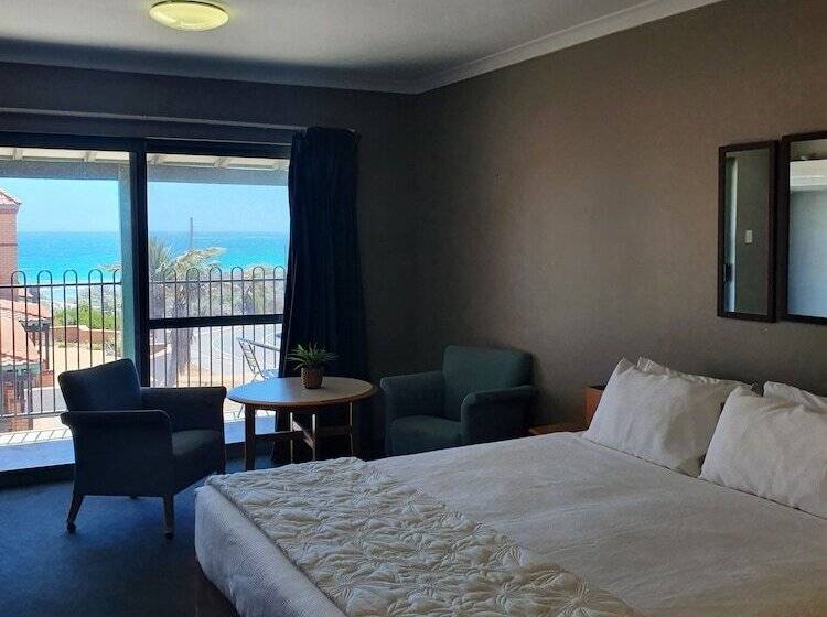 مُتل The African Reef