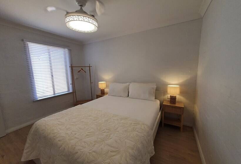 مُتل The African Reef