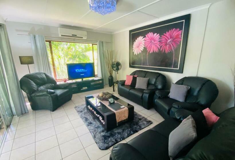 Pelican S Nest Holiday Home St Lucia