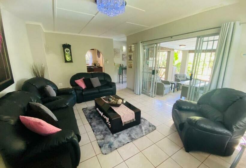 Pelican S Nest Holiday Home St Lucia