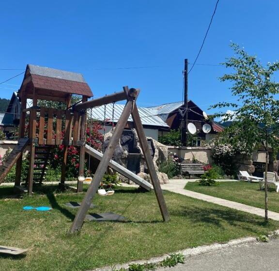 پانسیون Amadeus